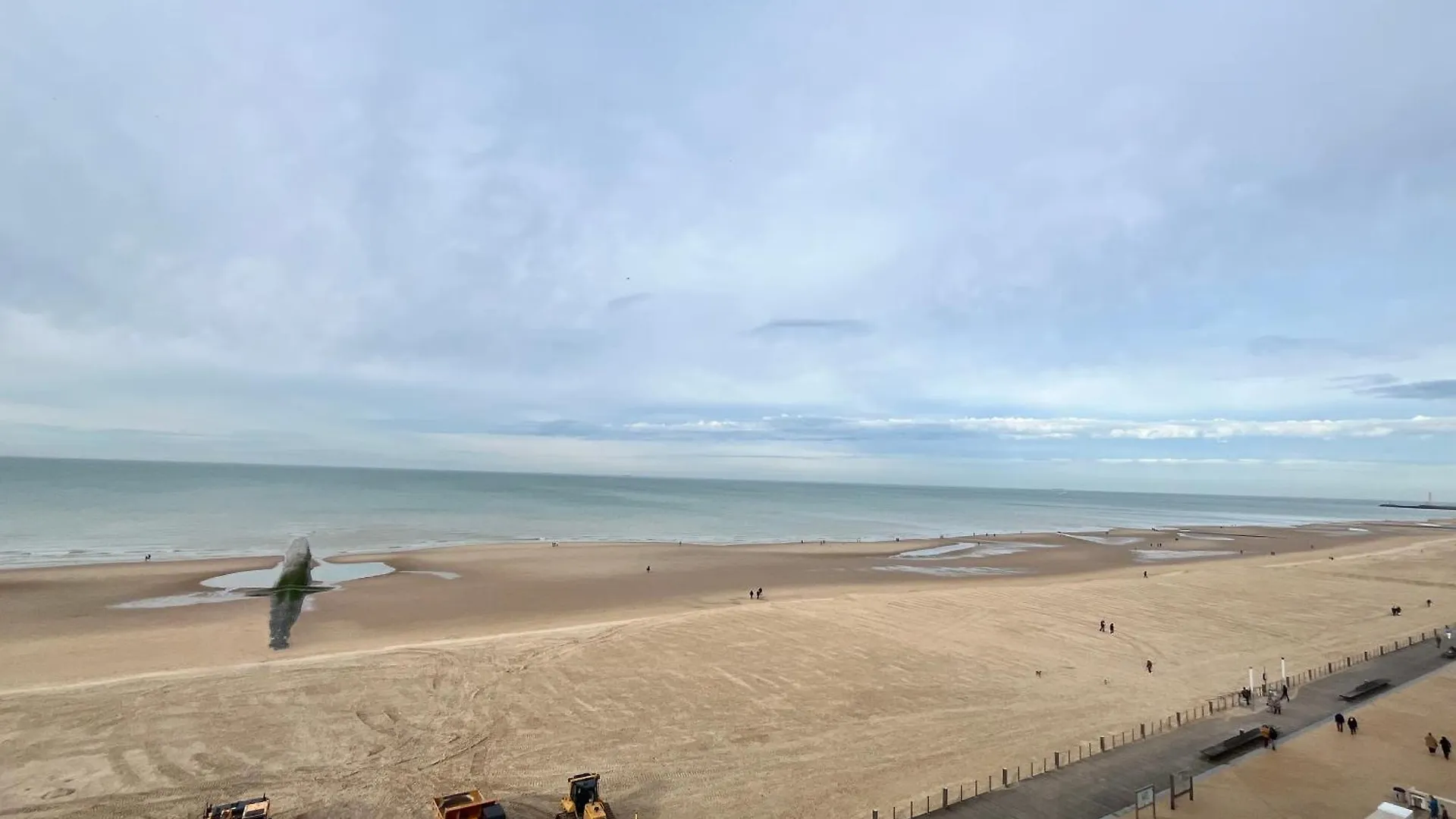Cozy 3-Bedroom Apartment On The Seafront Of Ostend T60