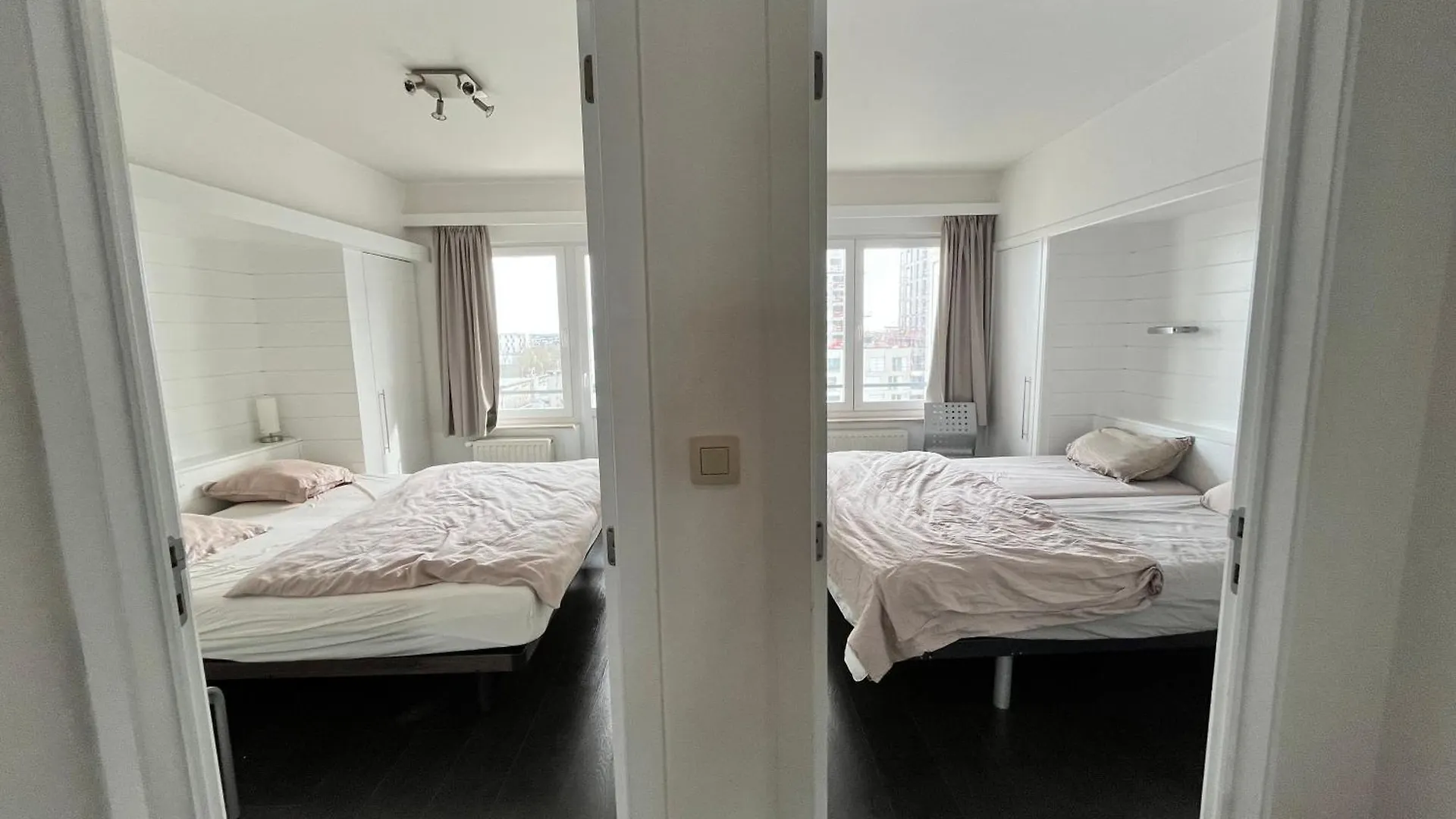 Cozy 3-Bedroom Apartment On The Seafront Of Ostend T60